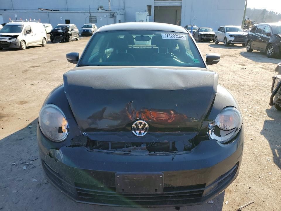 2013 Volkswagen Beetle