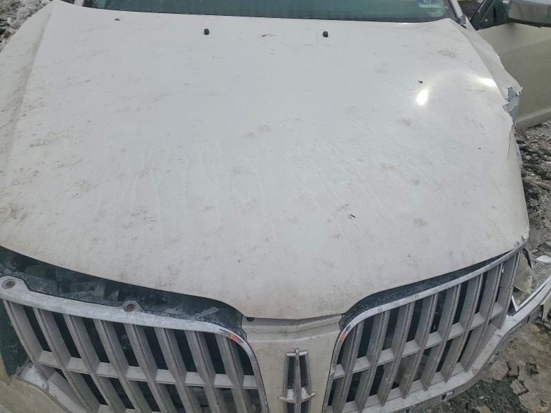2011 Lincoln Townhouse MKZ