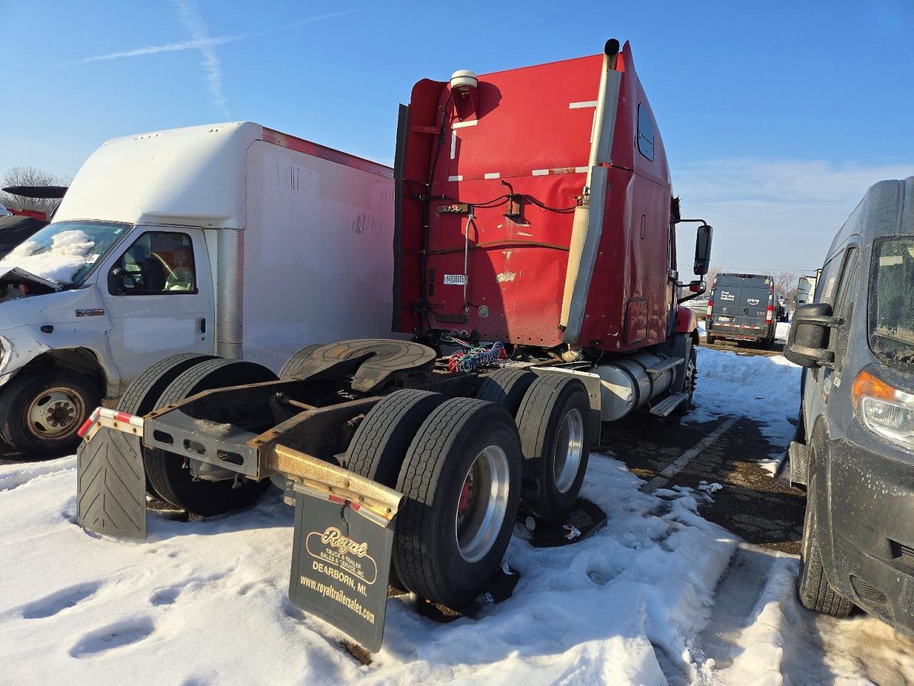 2005 Freightliner Columbia 120 Semi Truck