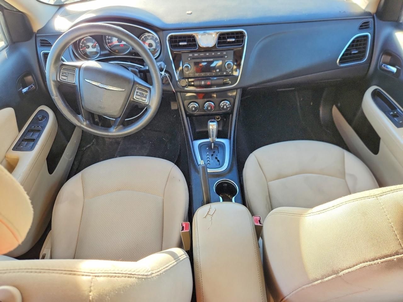 2014 Chrysler 200 lx