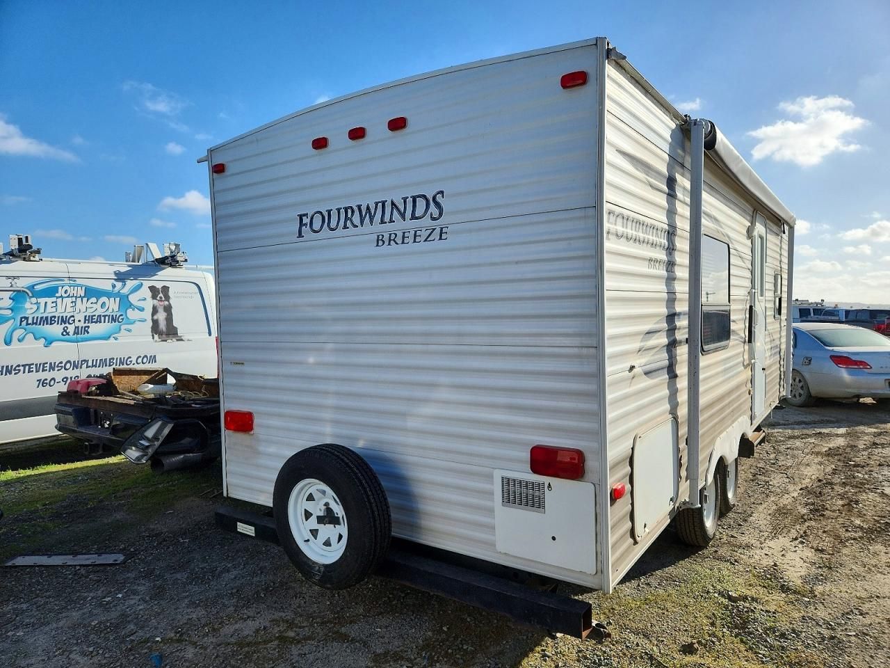2011 Four Winds Travel Trailer