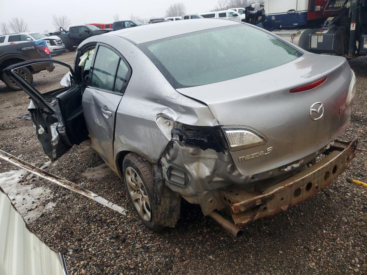 2011 Mazda 3 I