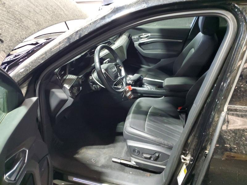 2022 Audi E-tron Premium Plus