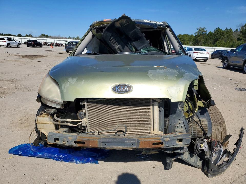 2011 KIA Soul +