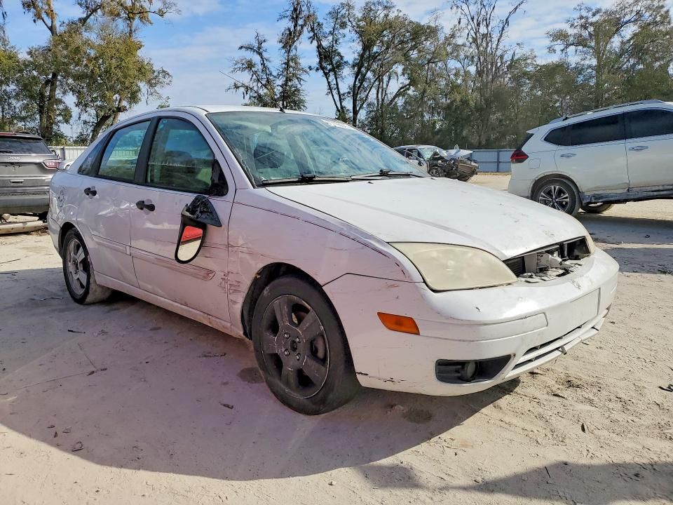 2005 Ford Focus ZX4