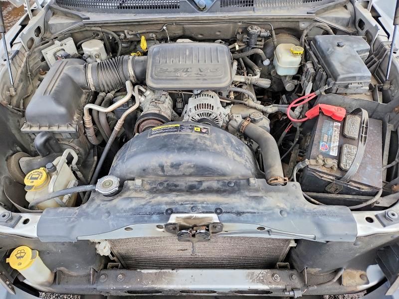 2005 Dodge Dakota st