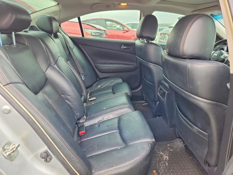 2011 Nissan Maxima s