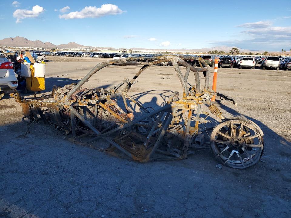 2022 POL Slingshot
