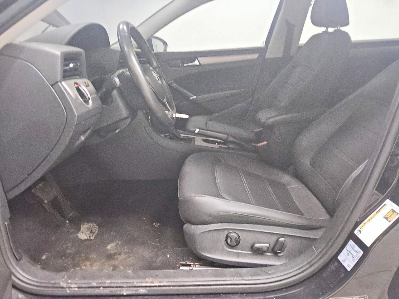 2021 Volkswagen Passat se