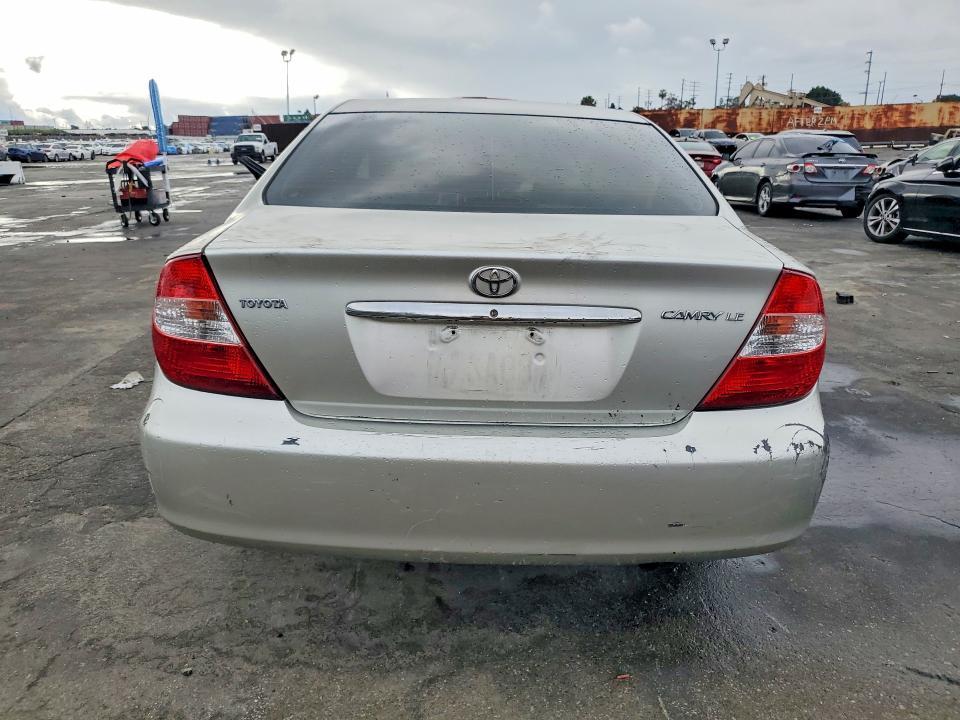 2003 Toyota Camry le