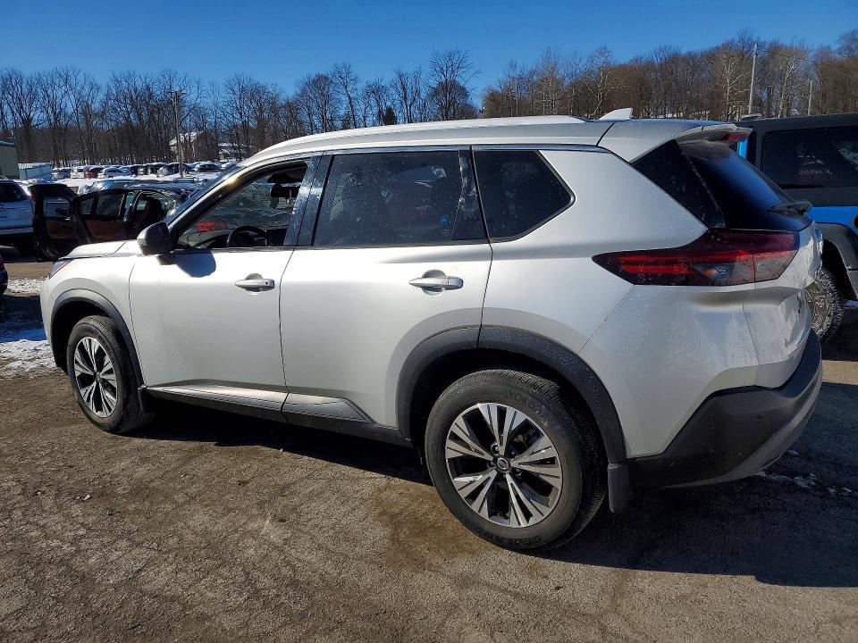 2021 Nissan Rogue sv