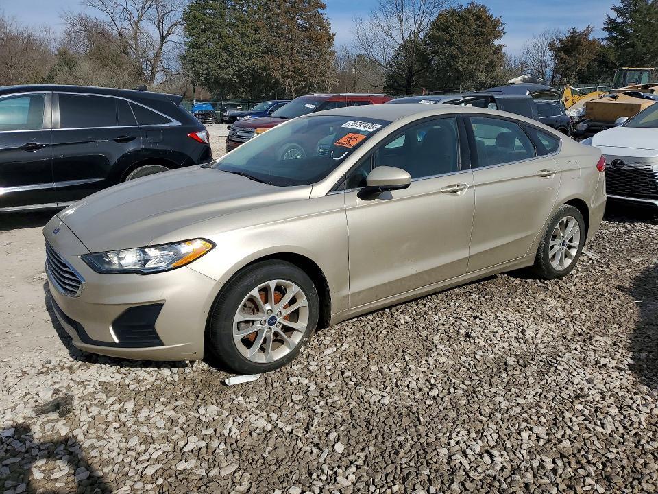 2019 Ford Fusion se