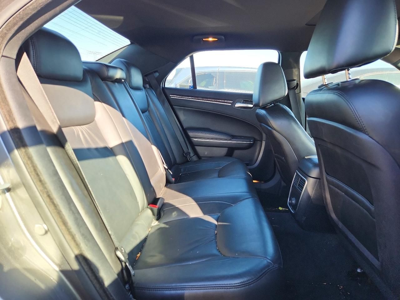 2011 Chrysler 300 Limited