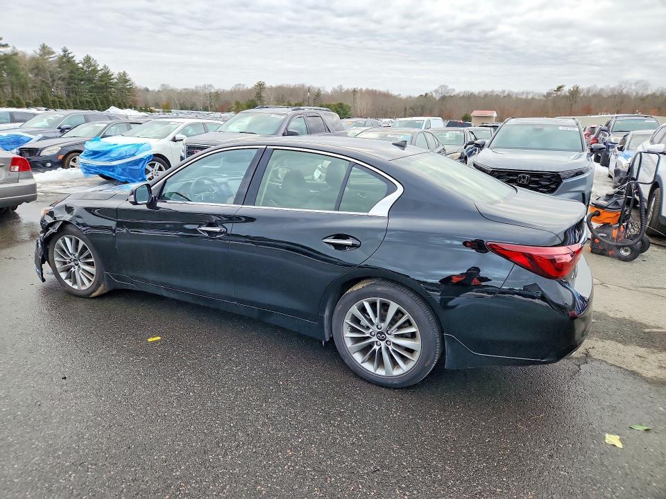 2023 Infiniti Q50 Luxe