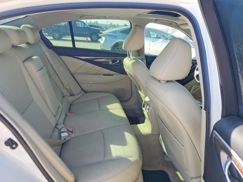 2018 Infiniti Q50 Luxe