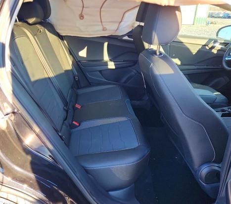 2025 Volkswagen Taos se Black