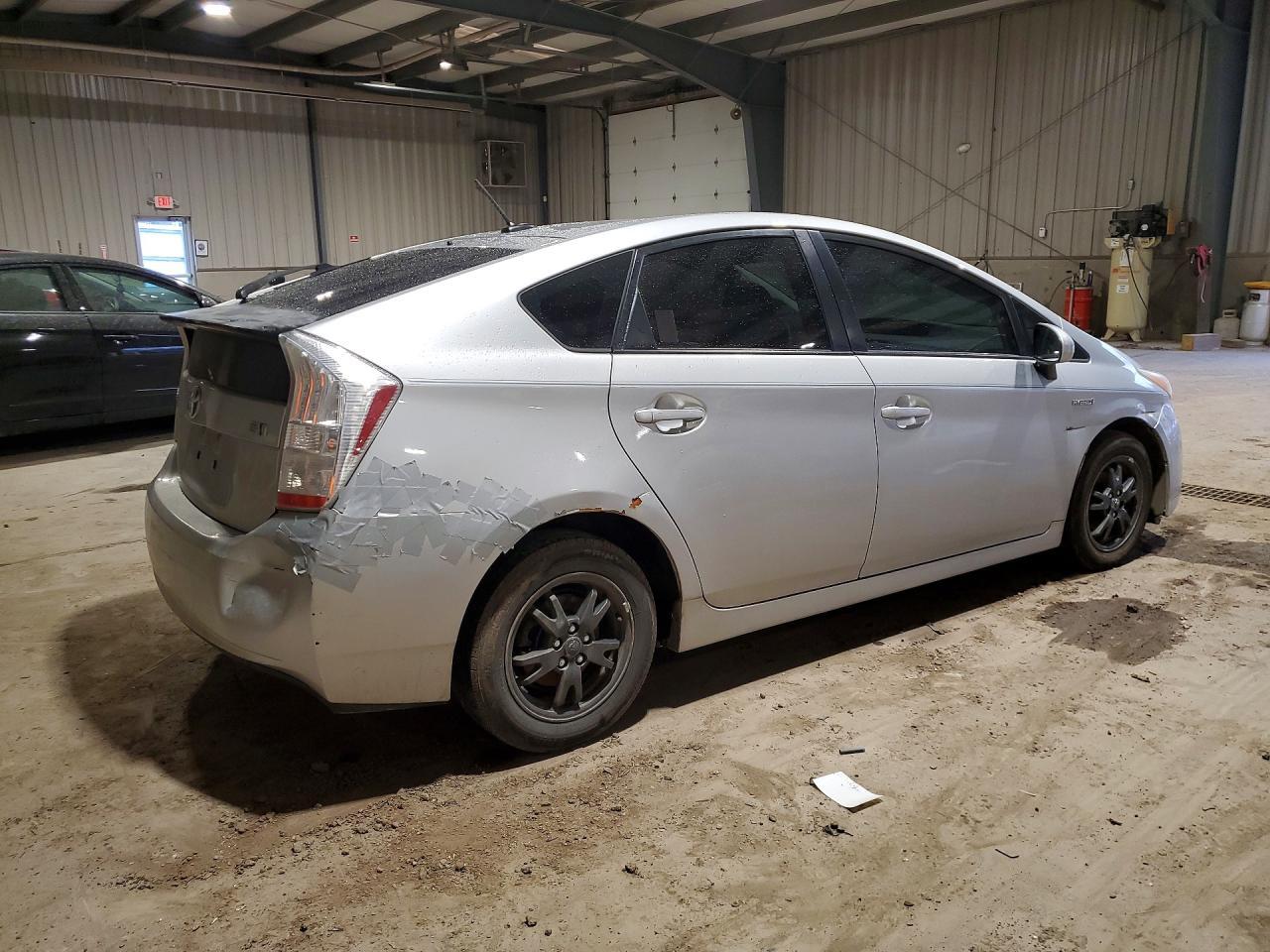 2011 Toyota Prius Three