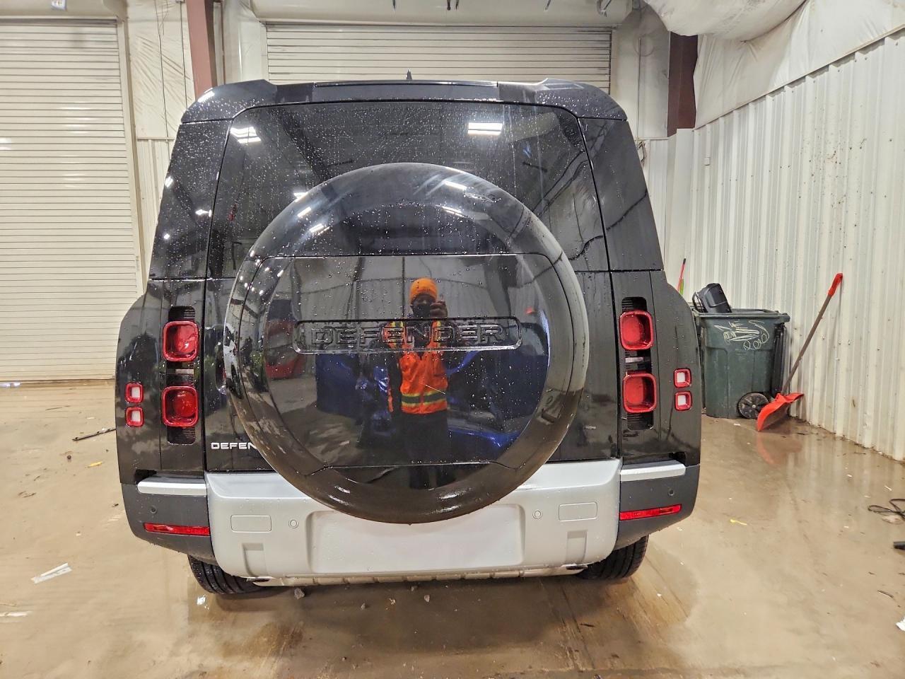 2025 Landau Boat Co Defender