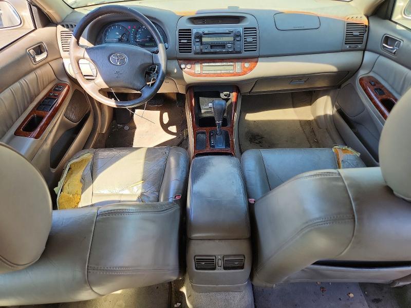 2002 Toyota Camry le