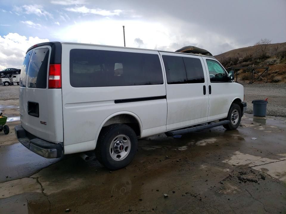 2025 GMC Savana G3500 lt