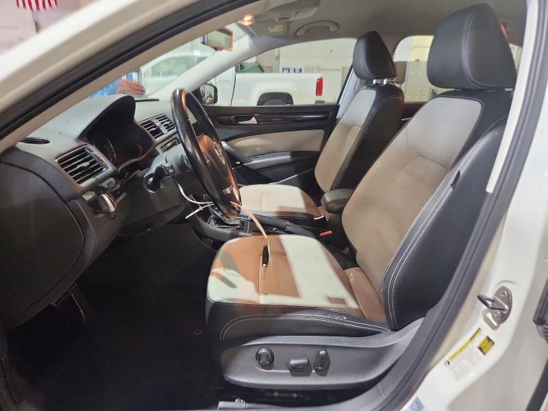 2014 Volkswagen Passat se