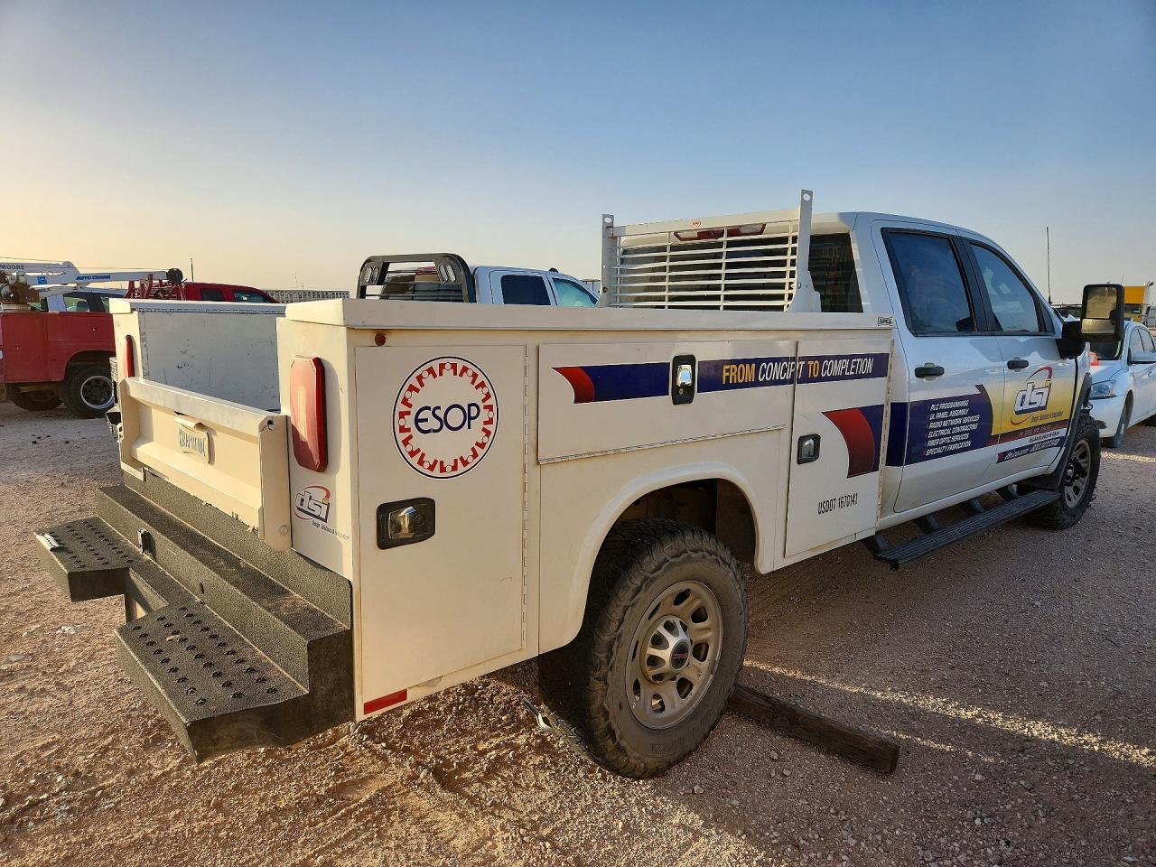 2023 GMC Sierra HD Utility / Service Truck