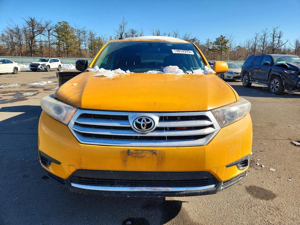 2013 Toyota Highlander Base