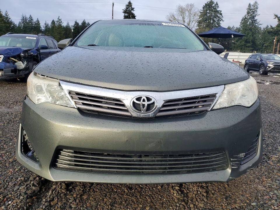 2014 Toyota Camry l