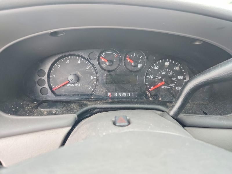 2005 Ford Taurus se