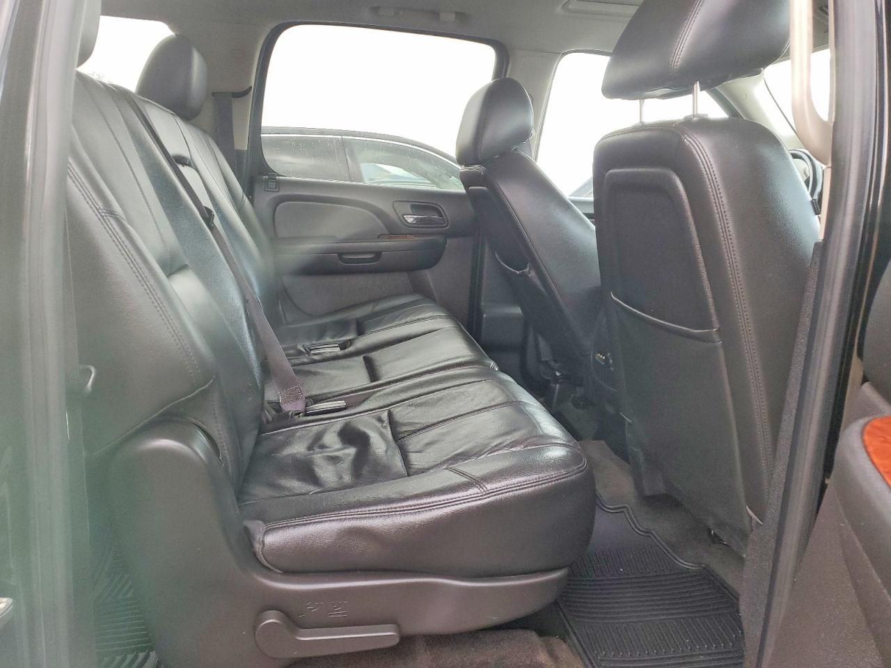 2012 Chevrolet Suburban K1500 lt