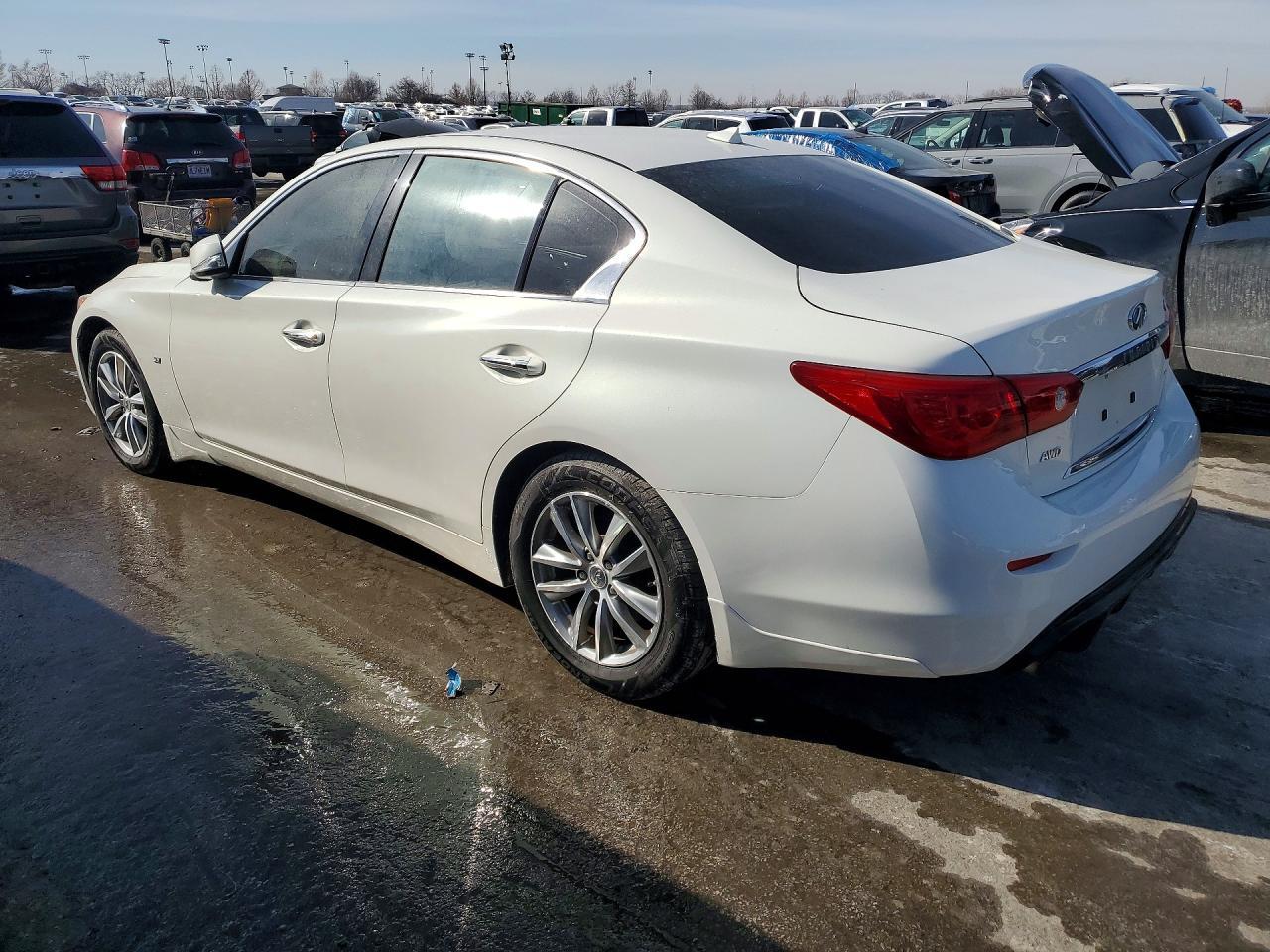 2014 Infiniti Q50 Base