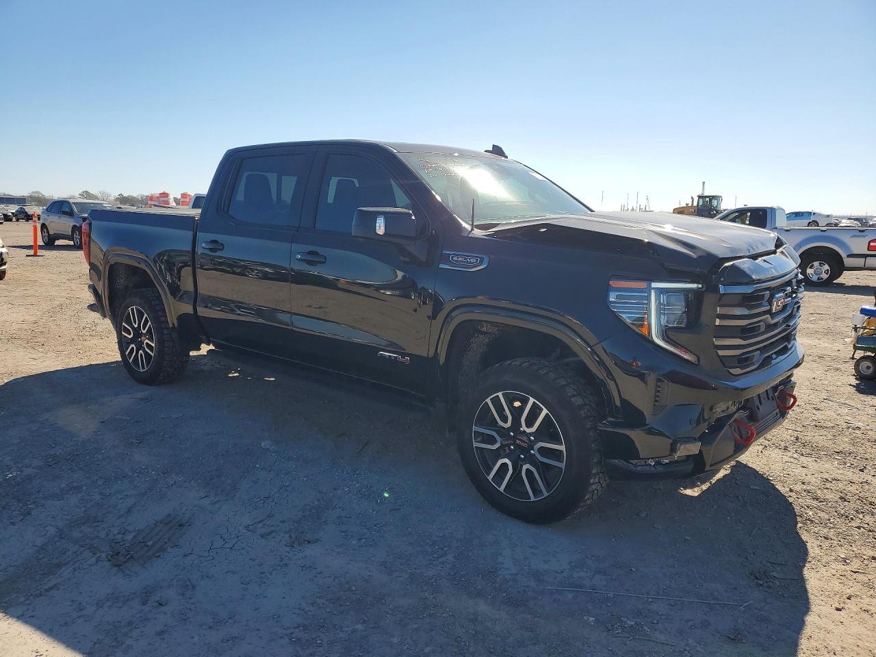 2026 GMC Sierra K1500 AT4