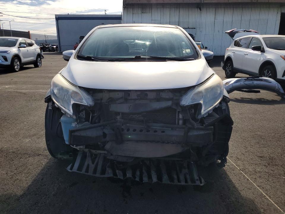 2016 Nissan Versa Note sv