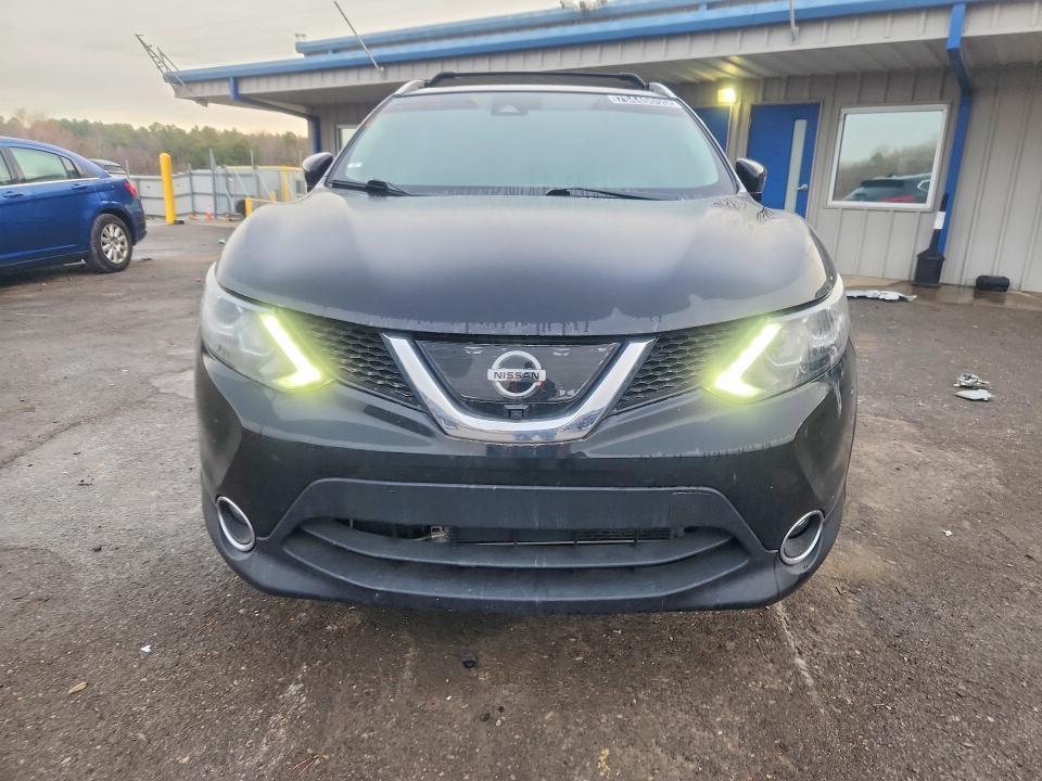 2017 Nissan Rogue Sport sl