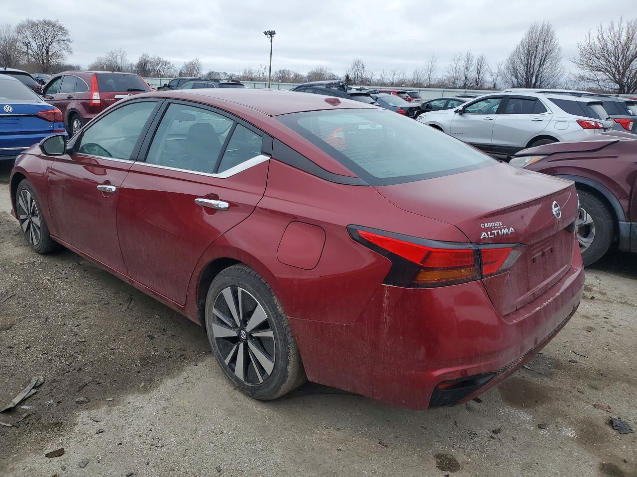 2022 Niss Altima sv