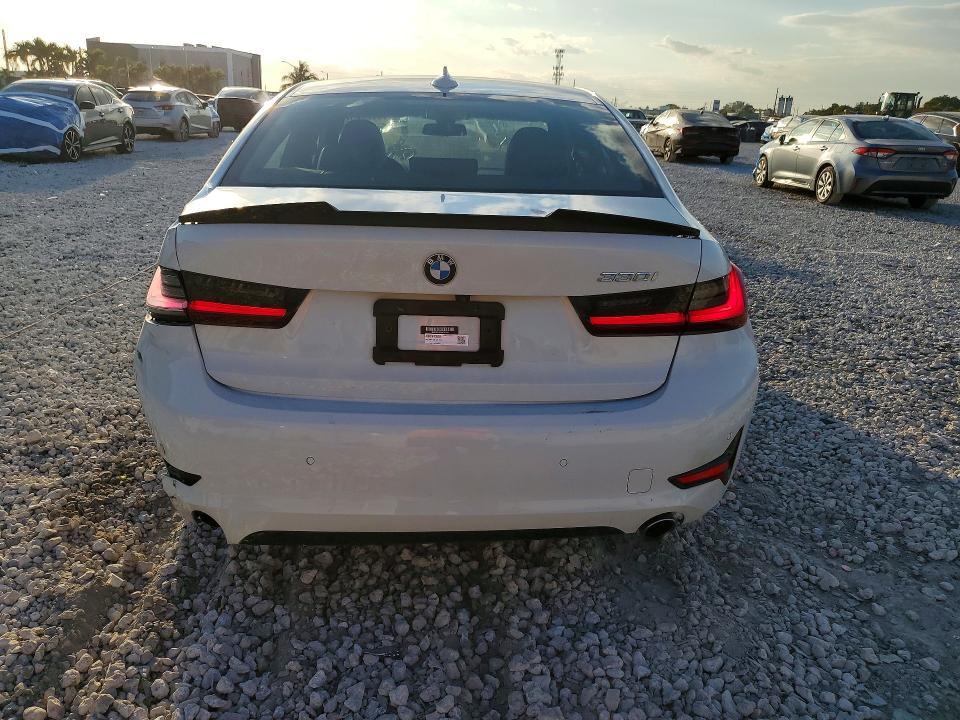 2022 BMW 330i