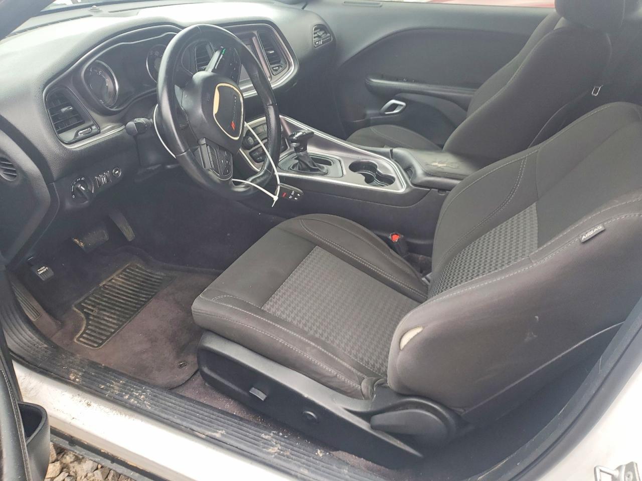 2018 Dodge Challenger sxt