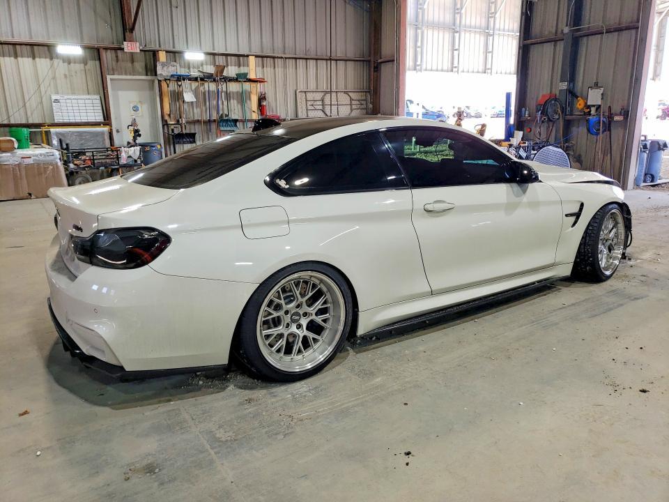 2015 BMW M4