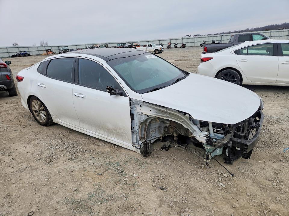 2018 KIA Optima s