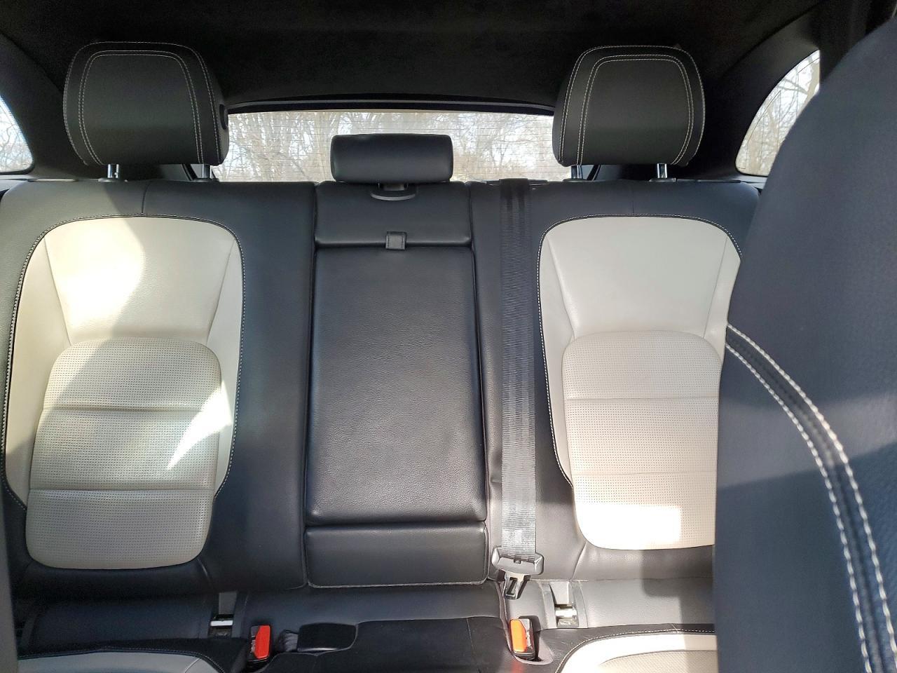 2019 Jaguar F-pace R-sport