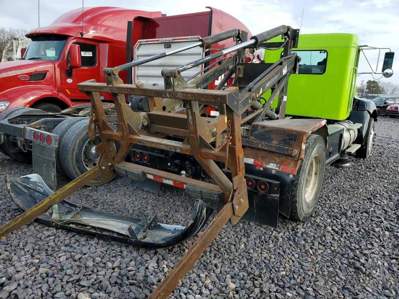 2021 Kenworth Construction T270