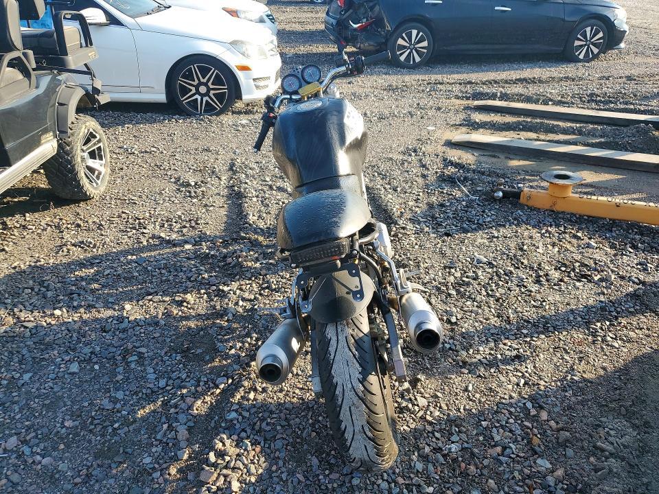 2001 Ducati M750