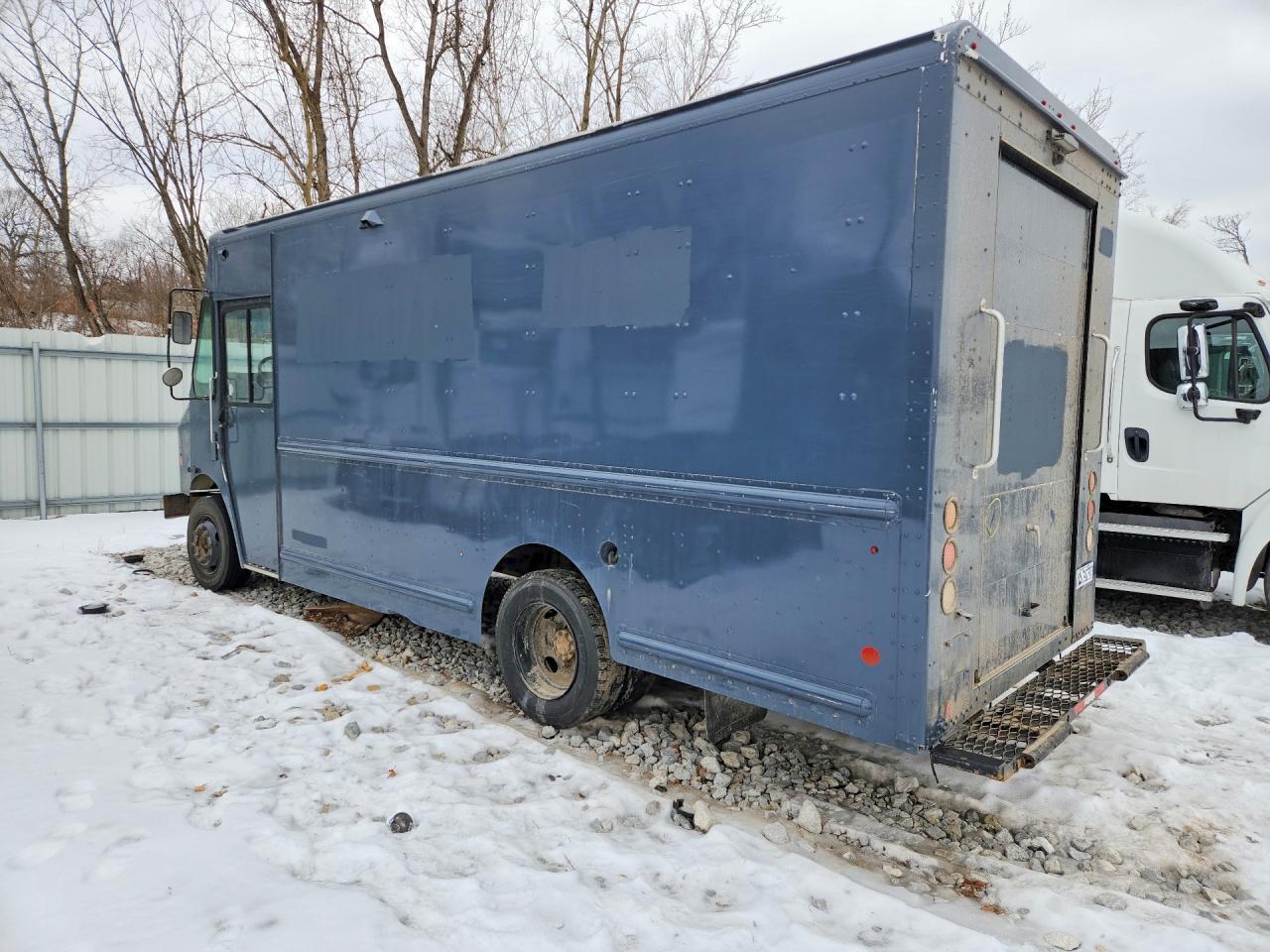 2020 Freightliner MT45 Delivery Truck