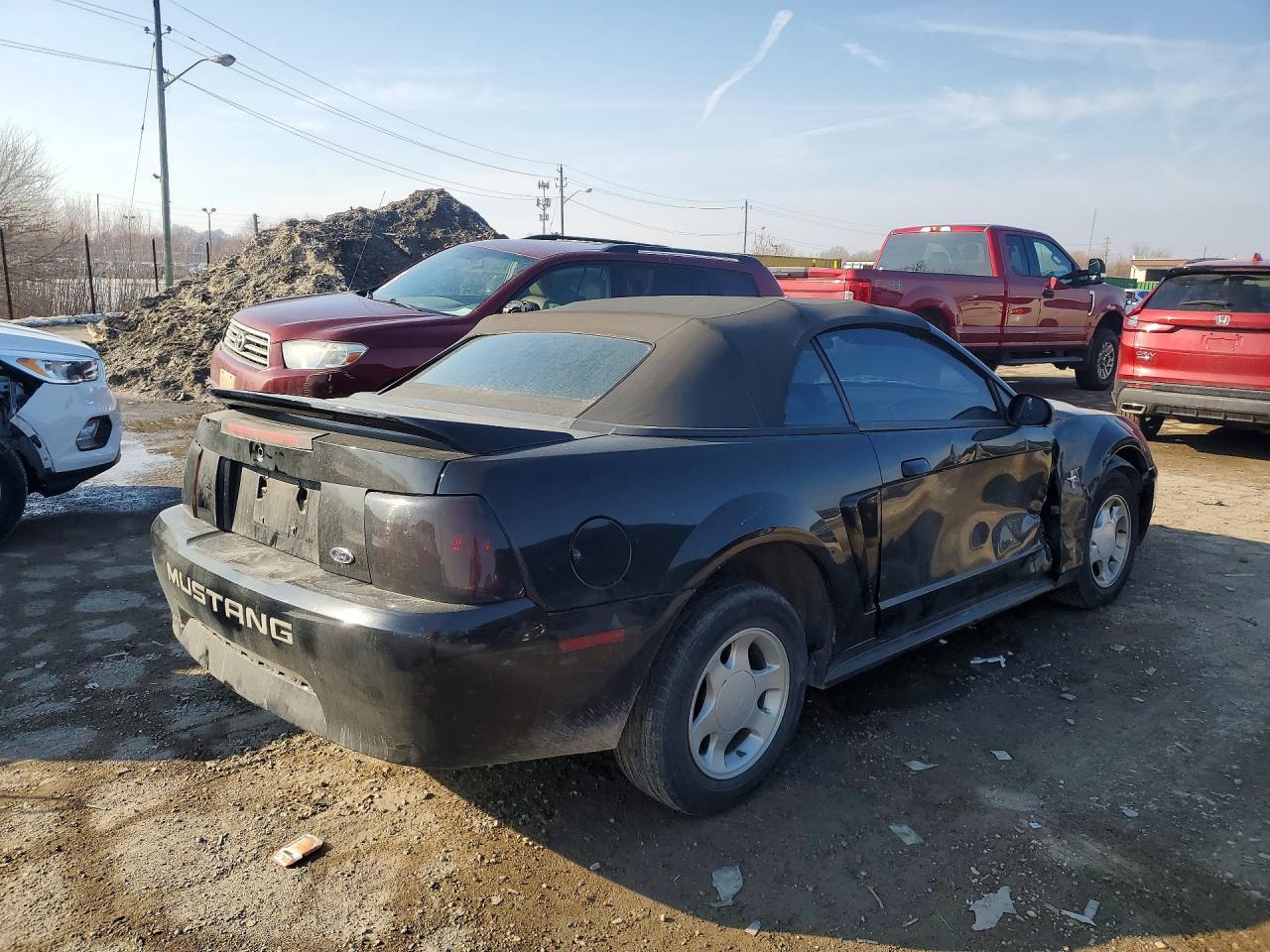 2000 Ford Mustang