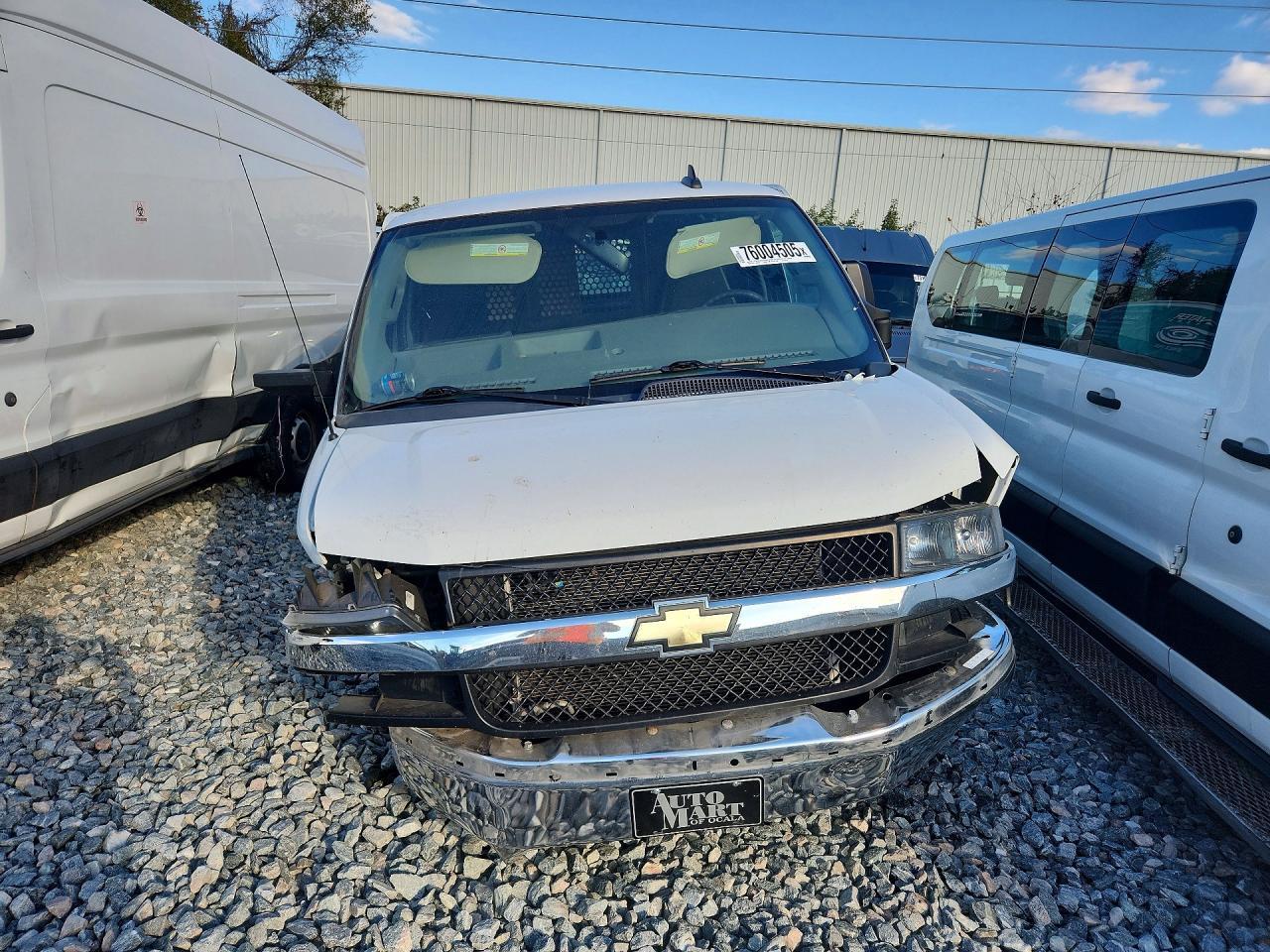 2022 Chevrolet Express G2500