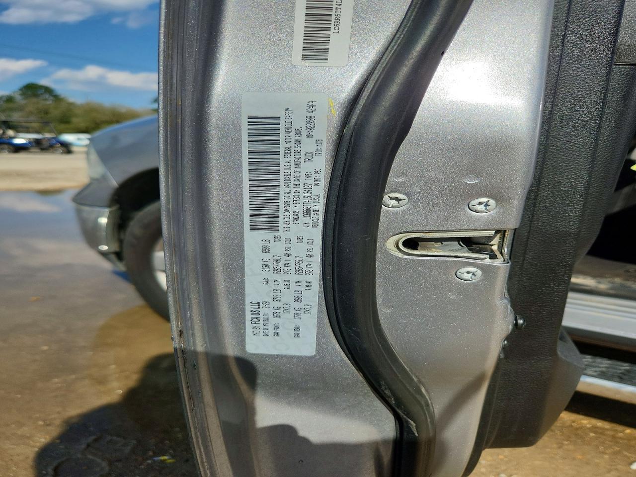 2020 Dodge RAM 1500 Classic SLT