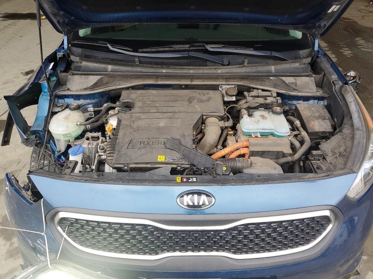 2017 KIA Niro lx
