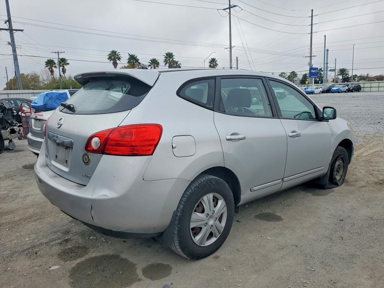 2013 Nissan Rogue s