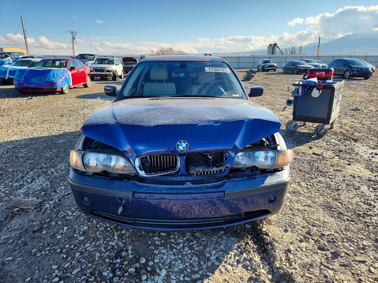 2005 BMW 325 xi