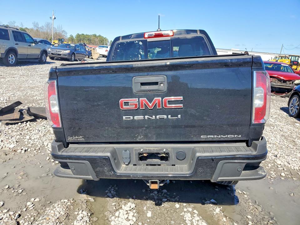 2022 GMC Canyon Denali